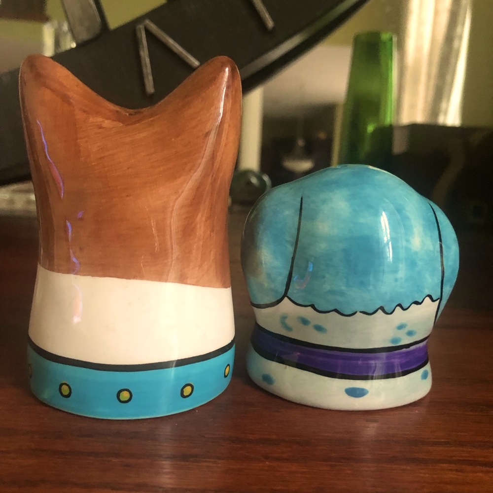 Salt & Pepper Dogs - Picture 3 of 5